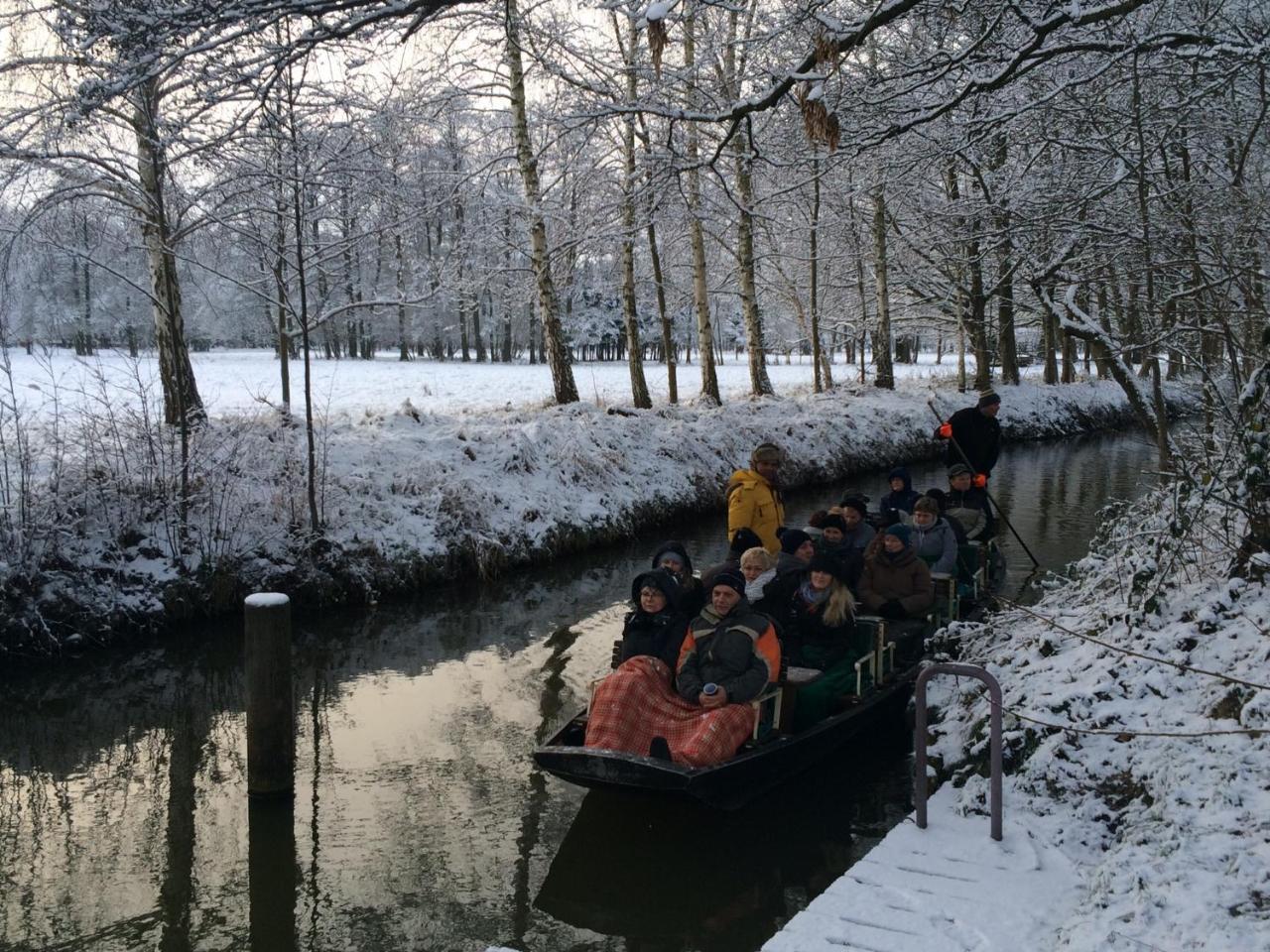 בורג Ferienwohnungen Direkt Am Wasser מראה חיצוני תמונה